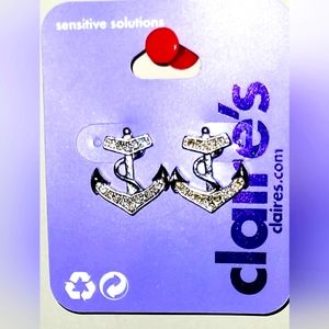 New (never worn) Claire's Earrings Oversized Anchors Studs